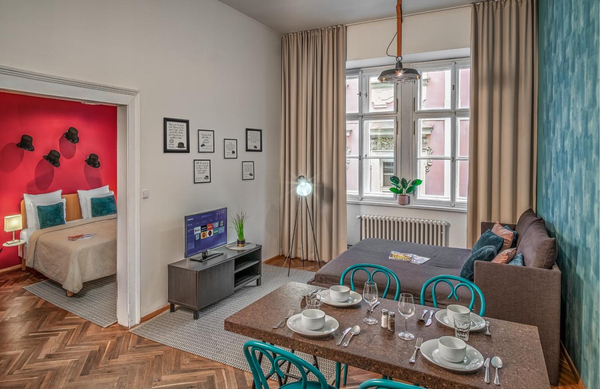 7 Tales Apartments By Adrez Prague Luaran gambar
