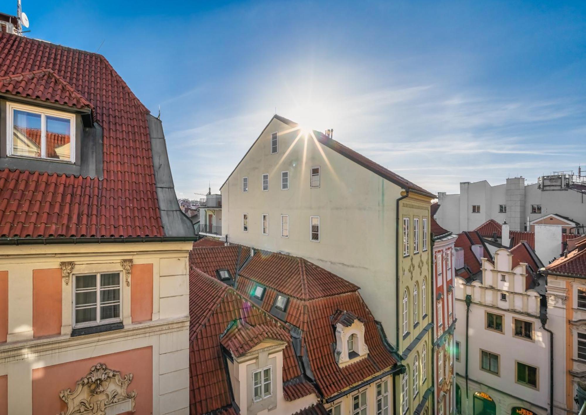 7 Tales Apartments By Adrez Prague Luaran gambar